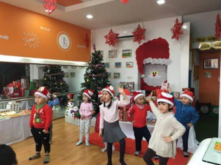 Trường Mầm non Việt - Anh Montessori Hoàng Cầu